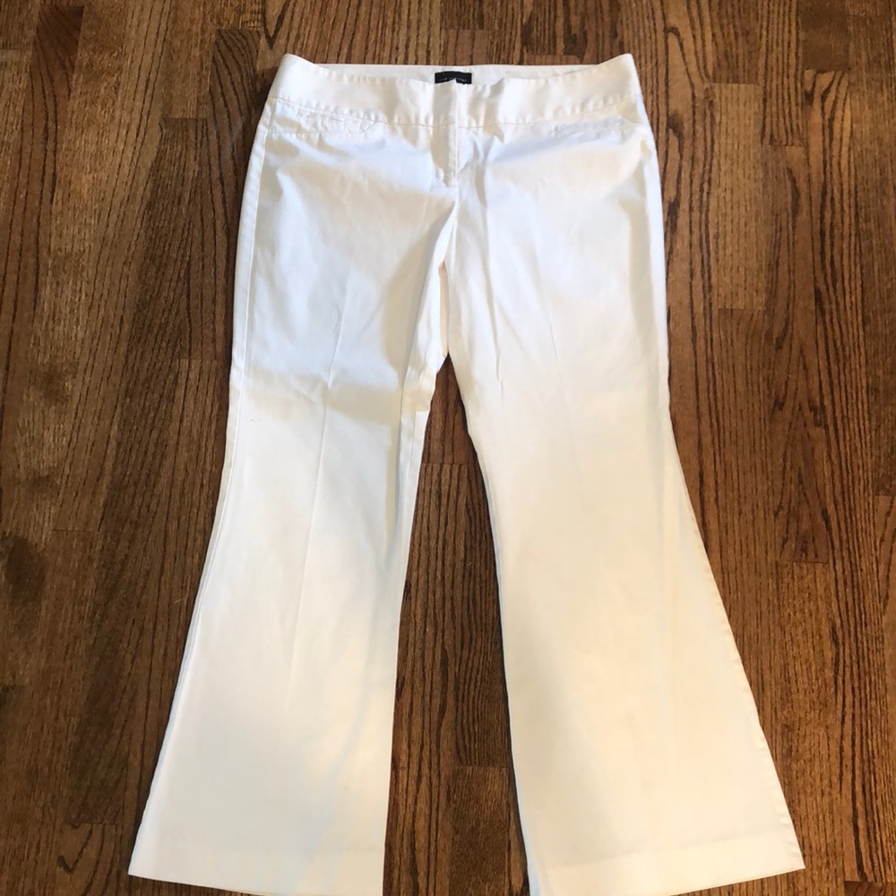 White mid rise boot cut pants